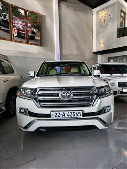 تويوتا لاندكروزر